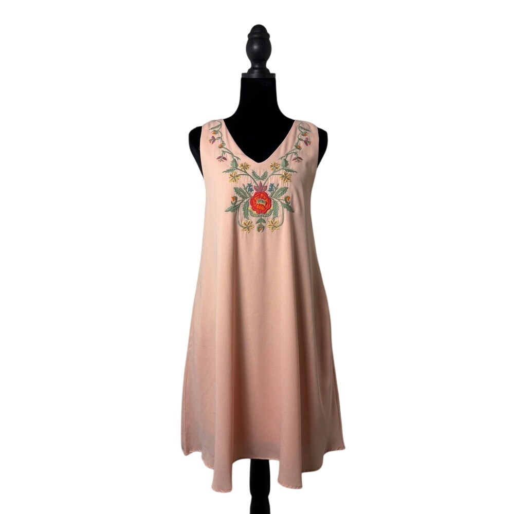 Davi & Dani Shift Dress Size Pink Floral Embroidered Boho Pockets